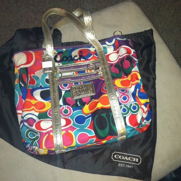 Coach Poppy signature tote