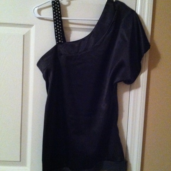 Gorgeous black silk top REDUCED