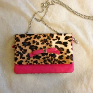 💢Sold💢Hot pink &leopard print side bag