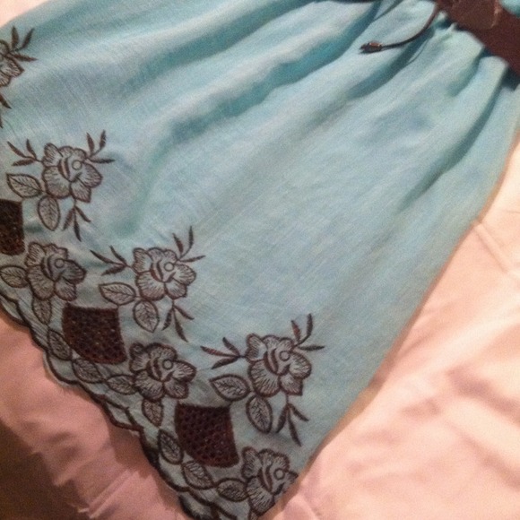 SOLD SOLD SOLD - Picture 3 of 4