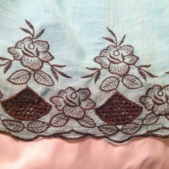 SOLD SOLD SOLD - Picture 4 of 4