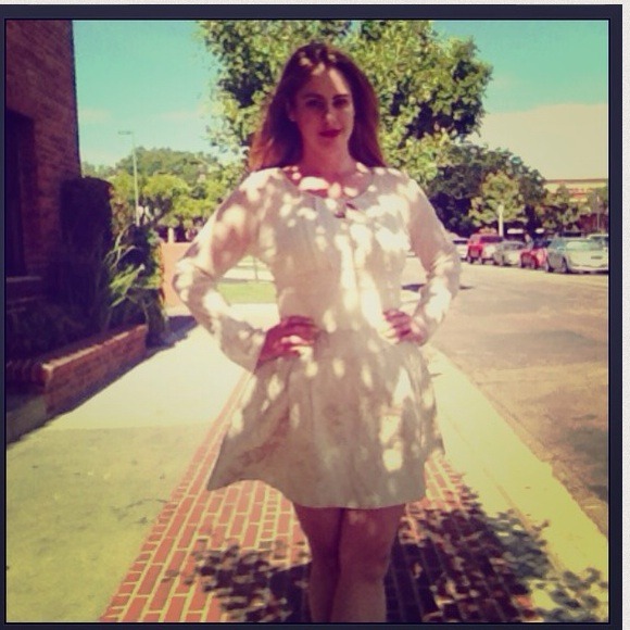 🚫sold🚫Jennifer Lopez white gold circle skirt. - Picture 4 of 4