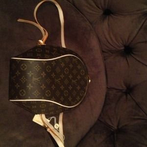 🌸HOLD🌸Louis inspired backpack