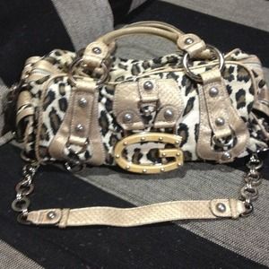 Reduced leopard guess bag