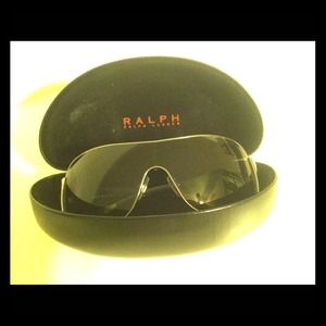 Adorable Ralph sun glasses