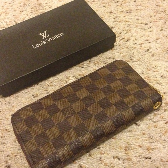 Louis Vuitton Inspired Wallet