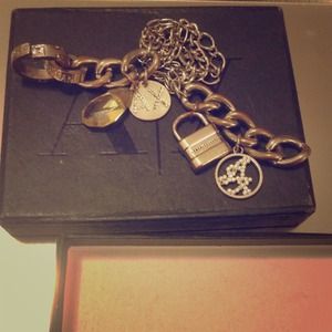 SOLD 🚫Charm Bracelet 2⃣0⃣%