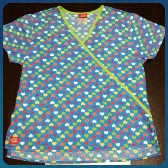 Dickies Hearts Scrub Top, Size XS