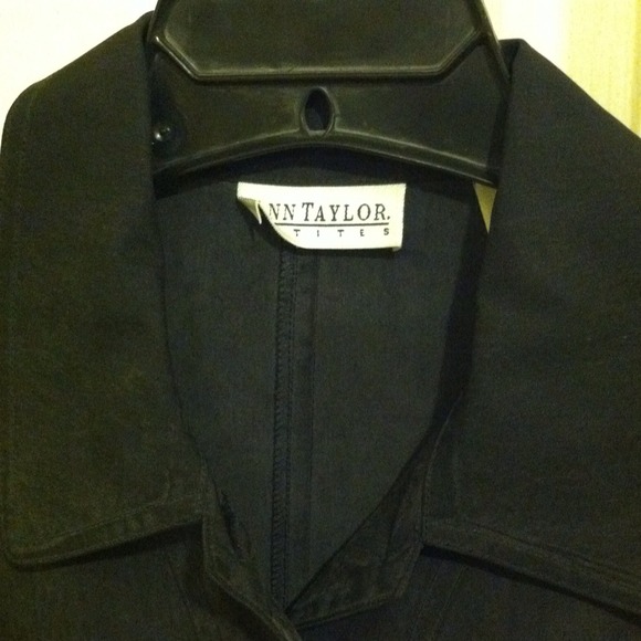 Blouse - Picture 2 of 2