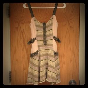 XXXXSOLDXXXX Super Cute FREE PEOPLE Dress!!