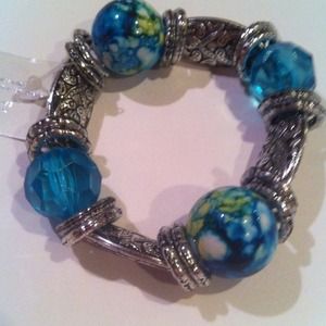Beaded bracelet