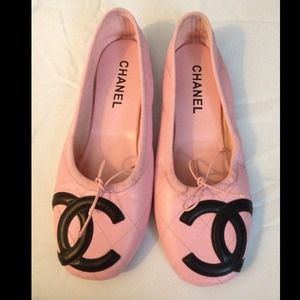 Authentic Pink Chanel Cambon flats 9