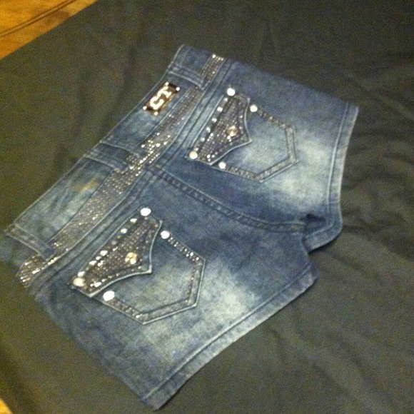 Cesttoi Jeans - Picture 3 of 4