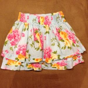 🚫SOLD🚫Pretty A&F Blue Floral Mini Skirt