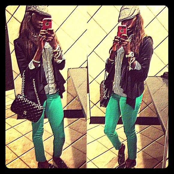 Thanks @samottman! Everyone check out her closet👍 - Picture 1 of 1