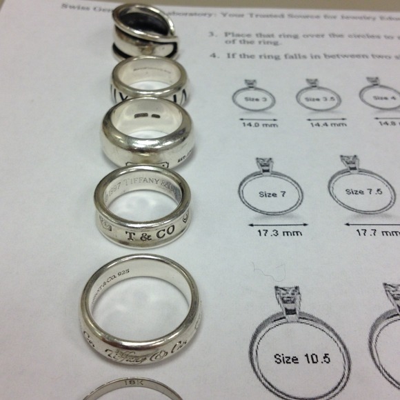Ring Size Chart - Picture 3 of 4