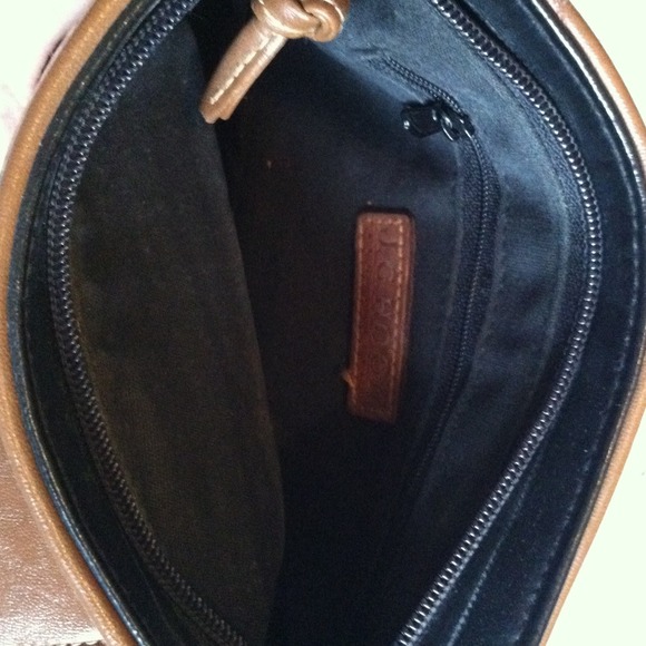 Black and Brown Purse, Like New Condition - Picture 2 of 3