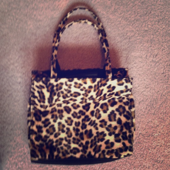 Leopard Purse