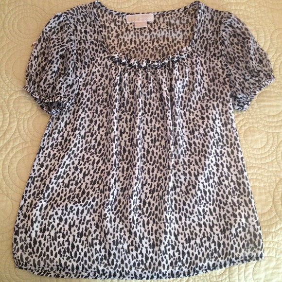 XS Michael Kors Leopard Shirt - Picture 1 of 3