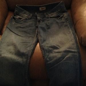Buckle jeans worn once!