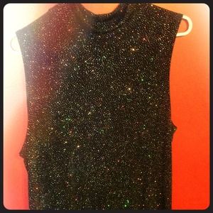 Long sleeveless party dress