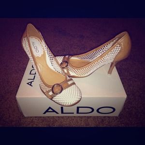 Aldo Mesh White and Beige Pumps