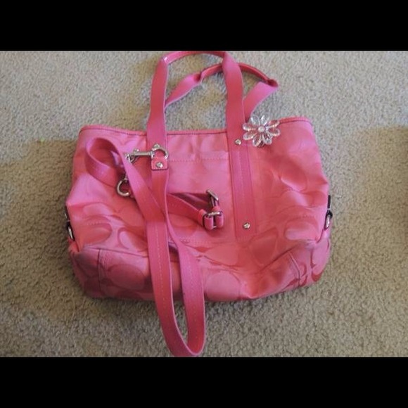 *SOLD*Authentic pink Coach bag w/matching wristlet