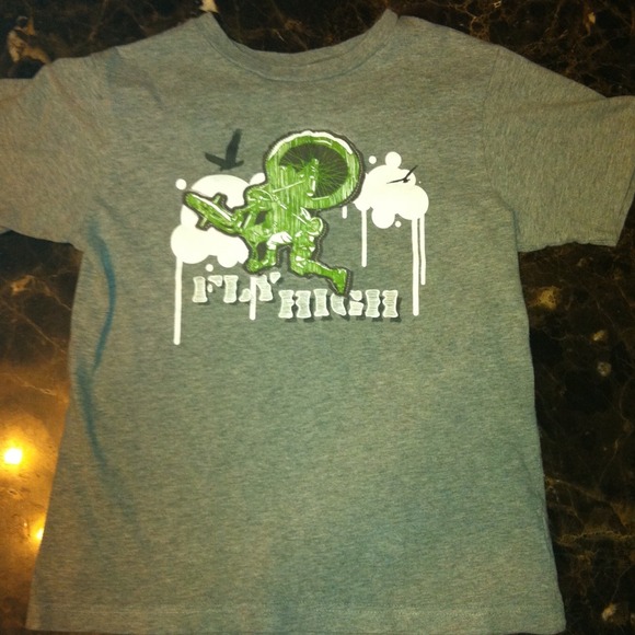 ❎TRADED BUNDLE FOR @angelbaby333❎Old Navy T-Shirt