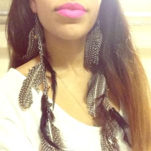 Beautiful long feather earrings!