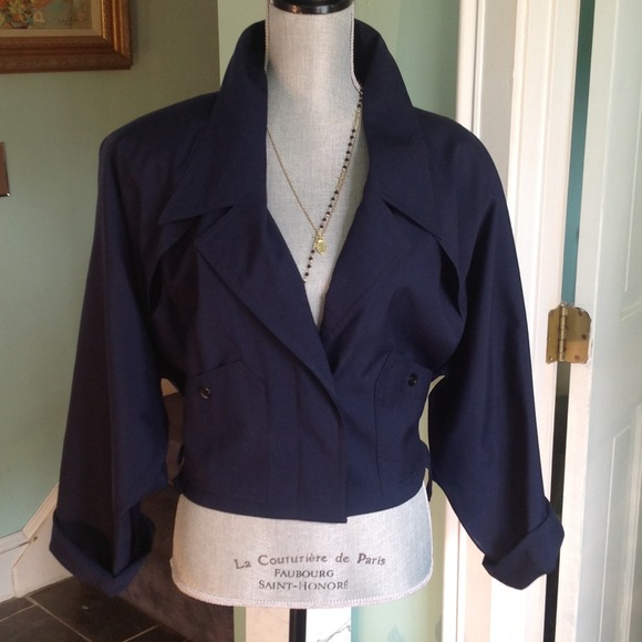 Sping jacket supper sexy 🎀reduced🎀from $160