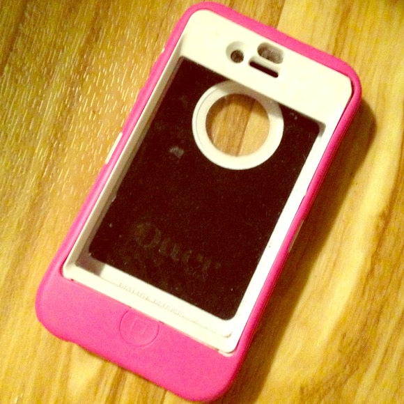 Pink & White Otterbox iPhone 4/4s