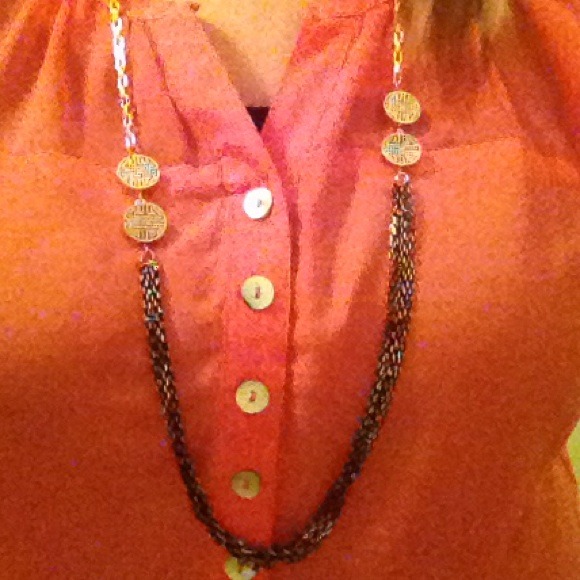Necklace - Picture 1 of 3