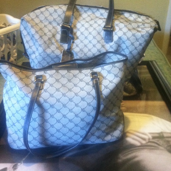 2pc.. Ralph Lauren Duffle bag with small tote bag