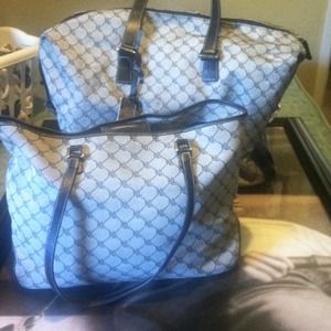 2pc.. Ralph Lauren Duffle bag with small tote bag