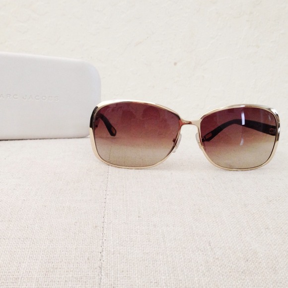 REDUCED Marc Jacobs gold sunglasses