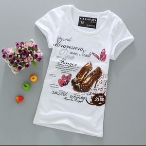 Elegant Boutique Tee!