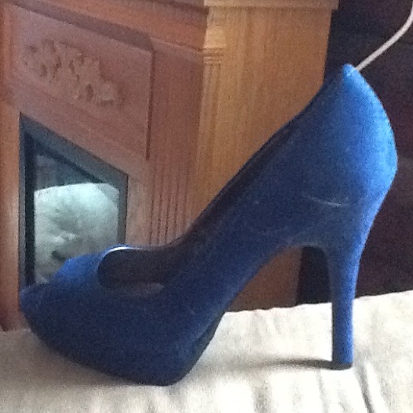 Dark blue Candies heels