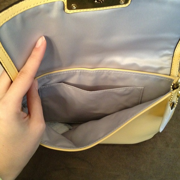 Authentic Coach bag - Picture 2 of 4