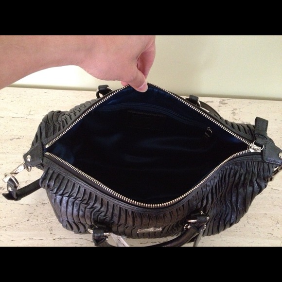 ❌ SOLD ❌ Coach Madison Gathered Juliet Black MSRP - Picture 4 of 4