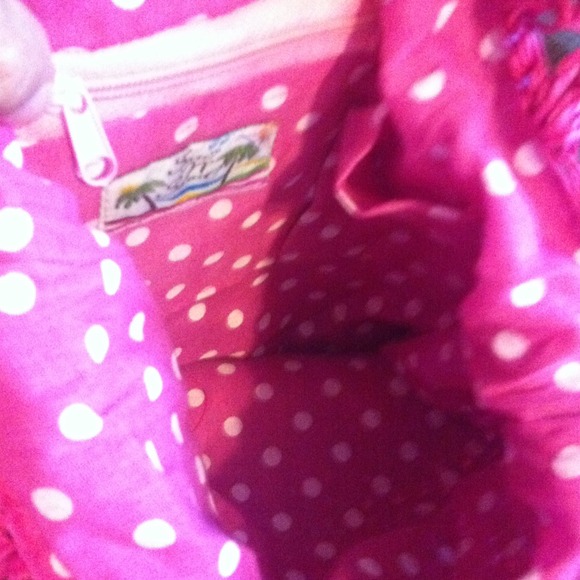 .pretty in pink. - Picture 4 of 4