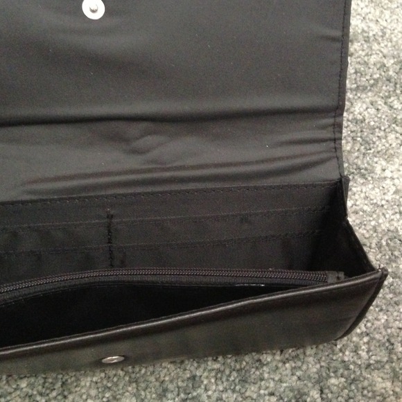 Black clutch/wallet - Picture 2 of 2