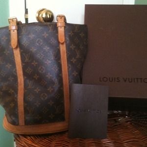 Grand Bucket Purse - Dimensions 14 X 7