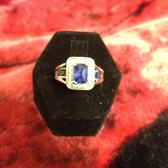 Lovely ring