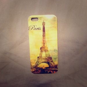 iPhone 5 Paris Case NWT