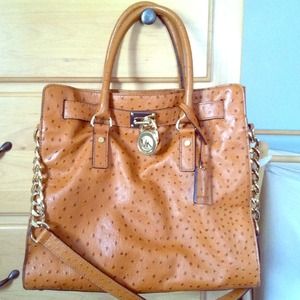🔴Reserved🔴Michael Kors Ostrich Embossed Hamilton