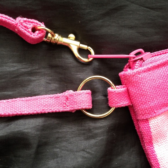 *TRADED* Victoria's Secret Wristlet - Picture 4 of 4
