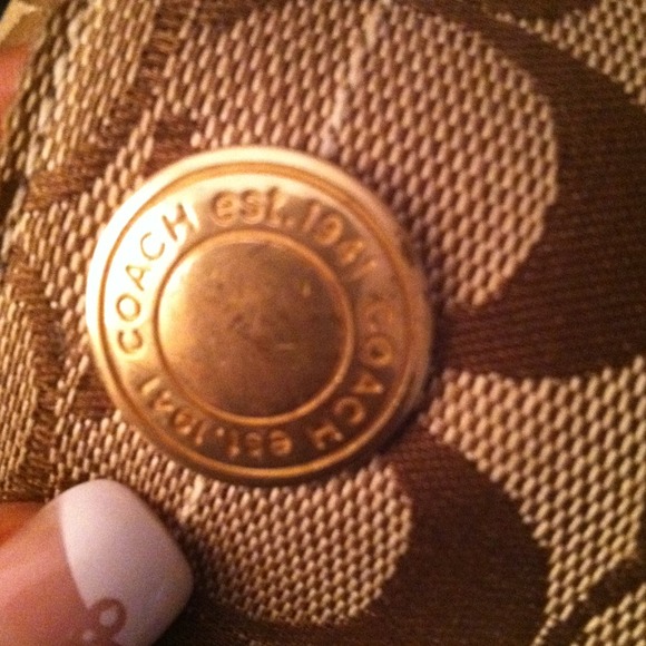 Gold coach bag - Picture 3 of 3