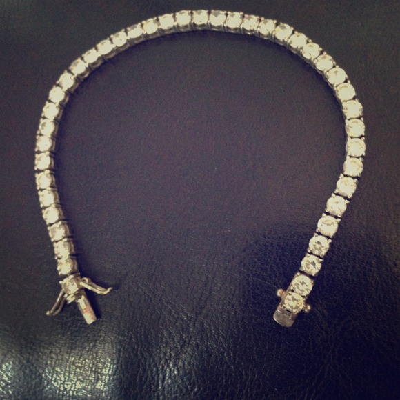 CZ tennis bracelet .925 sterling silver GORGEOUS!!