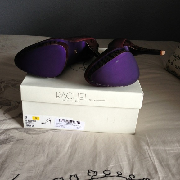 SOLD ON THREADFLIP - Picture 2 of 4