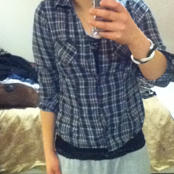 Cute plaid button up